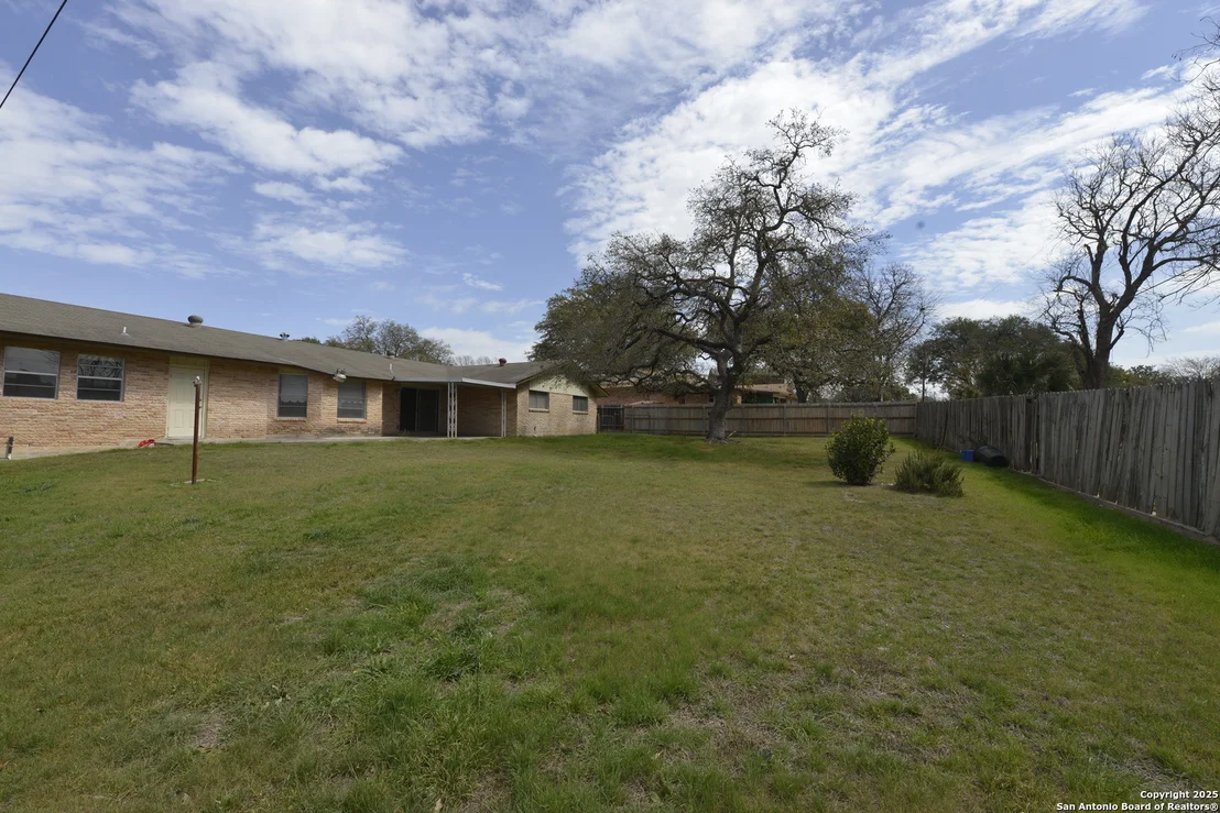 Photo of 706 Richfield