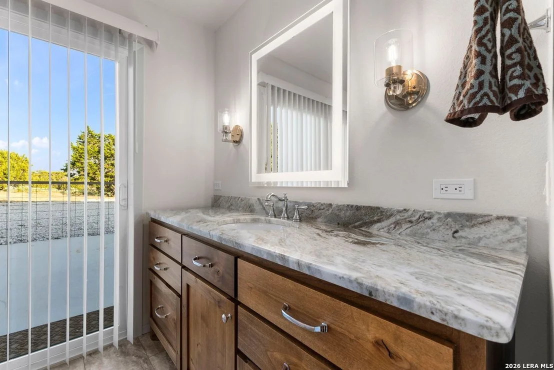 Photo of 103 Bluffview Cir