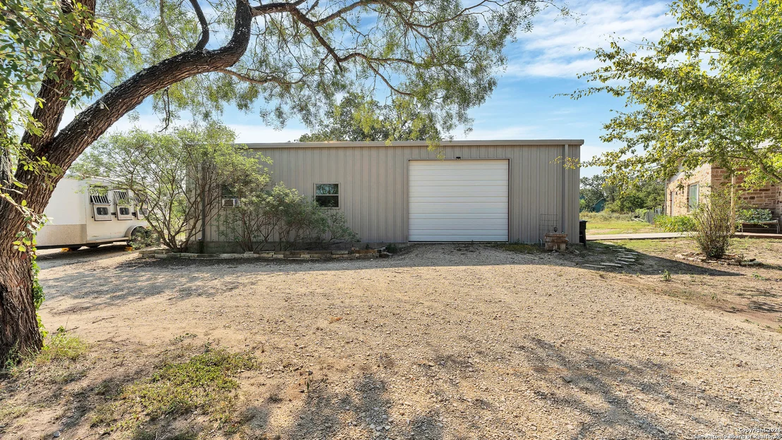 Photo of 475 JACKSON RD