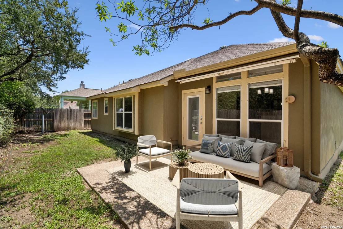 Photo of 1303 BLUFF FOREST