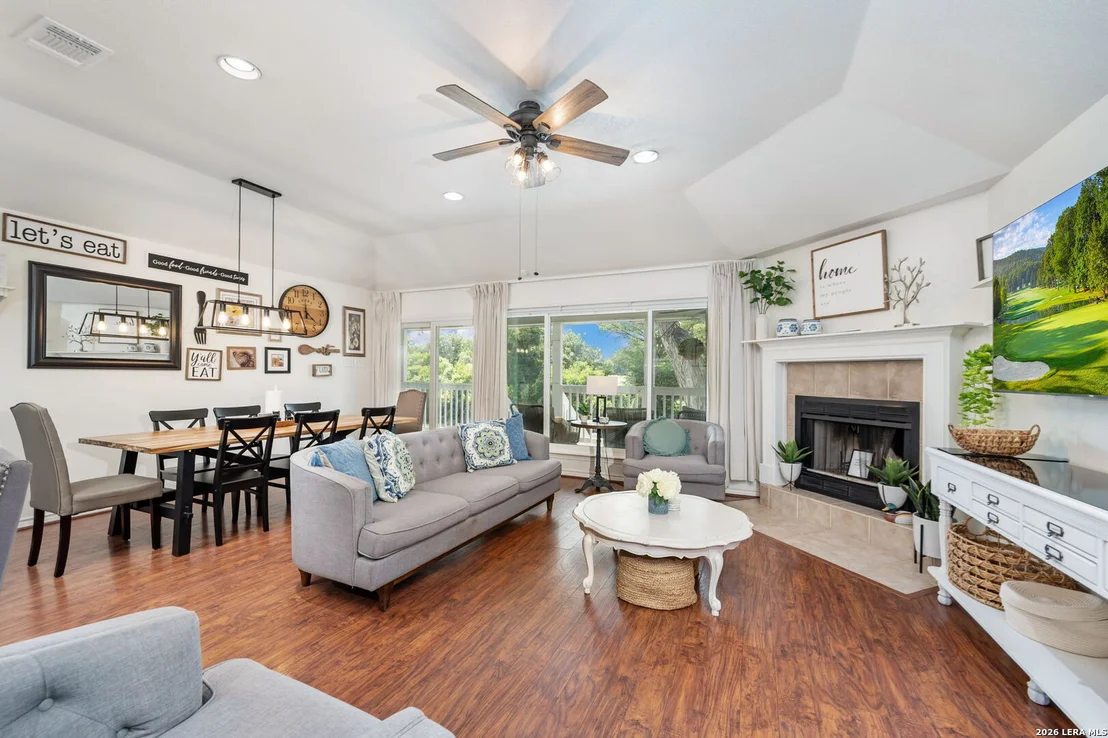 Photo of 34 river oak