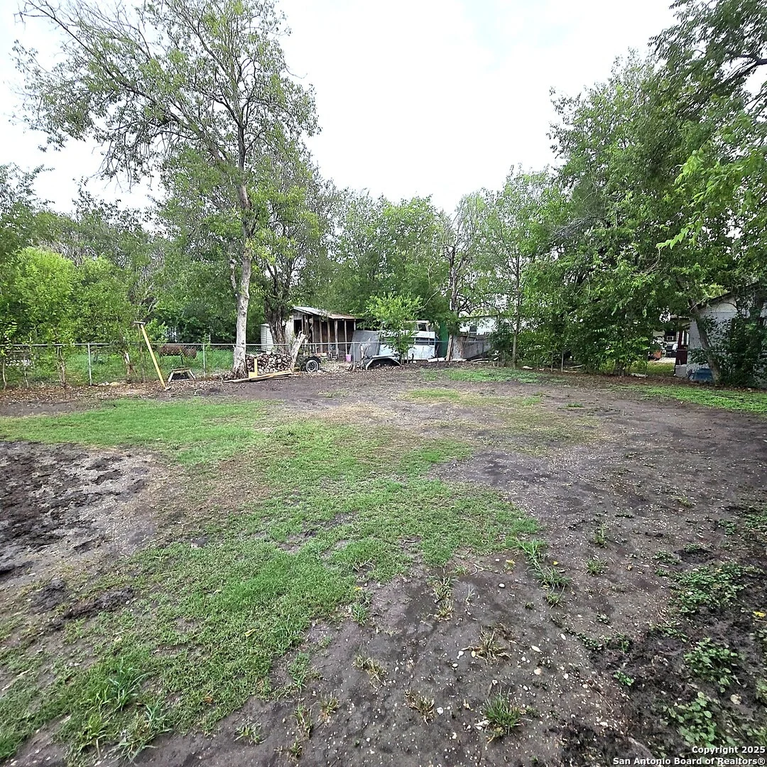 Photo of 4722 Lark
