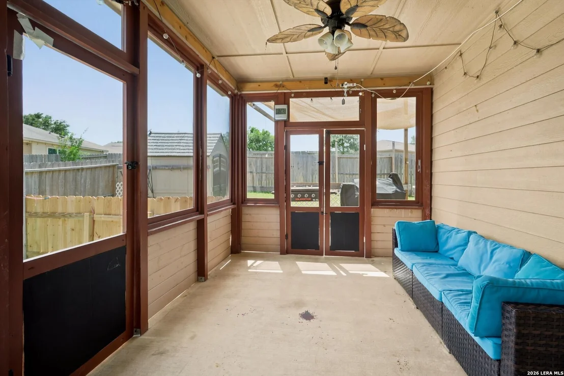 Photo of 6643 Luckey Pine