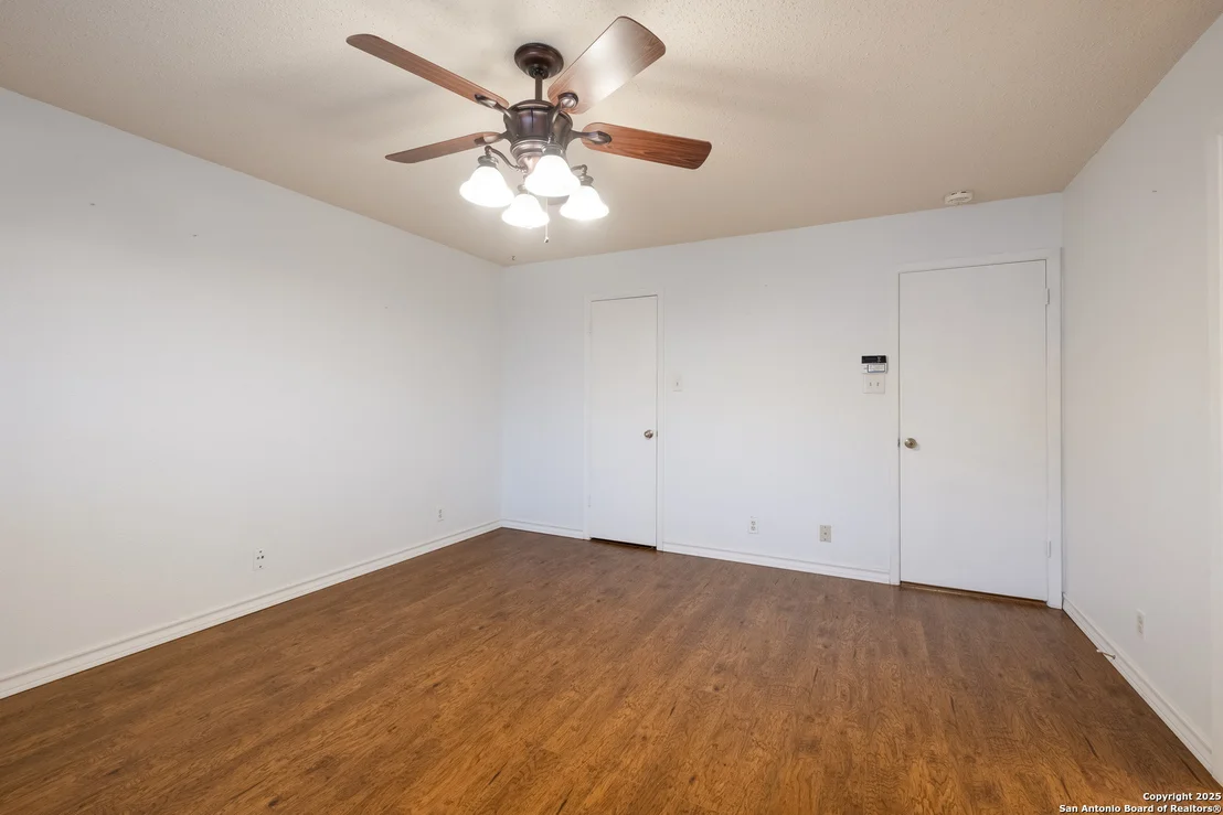 Photo of 9731 Addersley