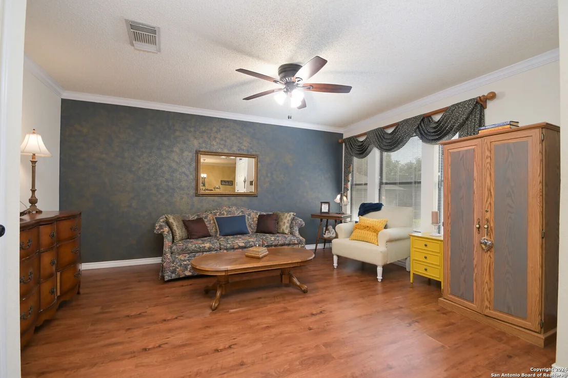 Photo of 21922 KENTON CROFT