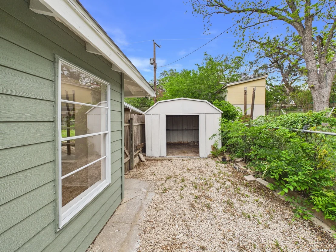 Photo of 5906 GABOR DR