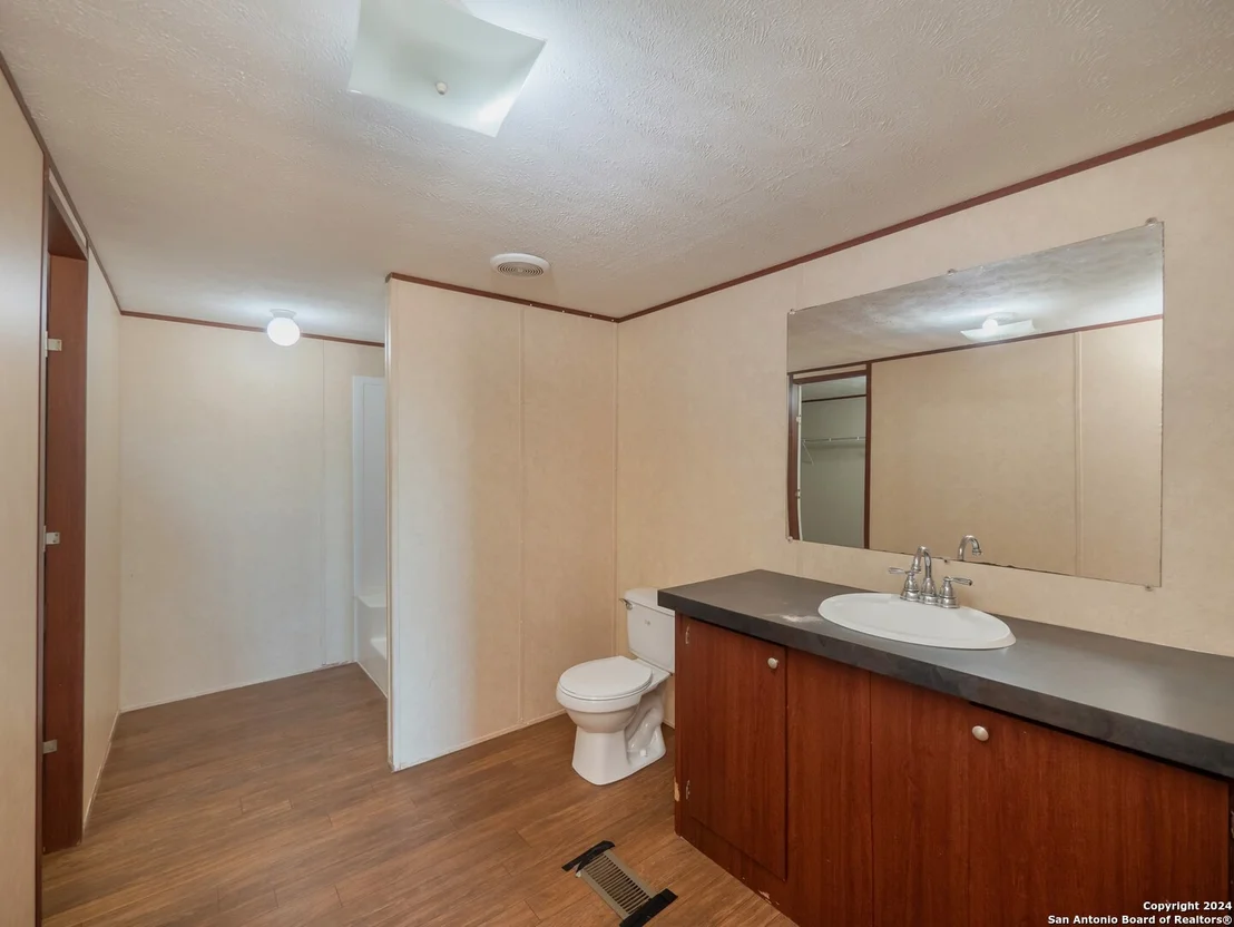 Photo of 112 Rolling Hills Dr