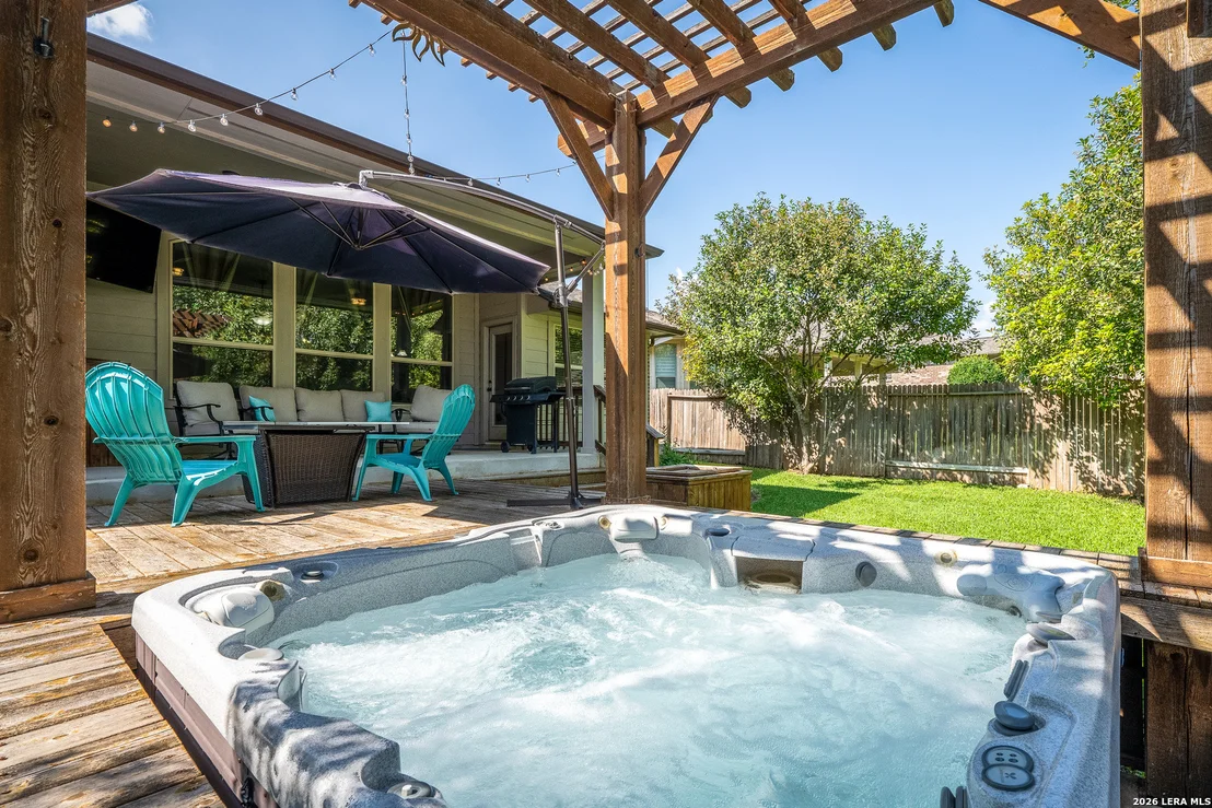 Photo of 824 Water Oak