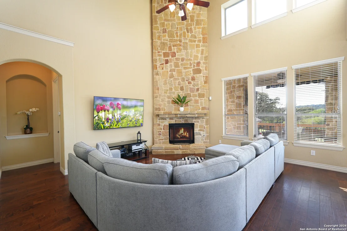 Photo of 25507 Willard Path
