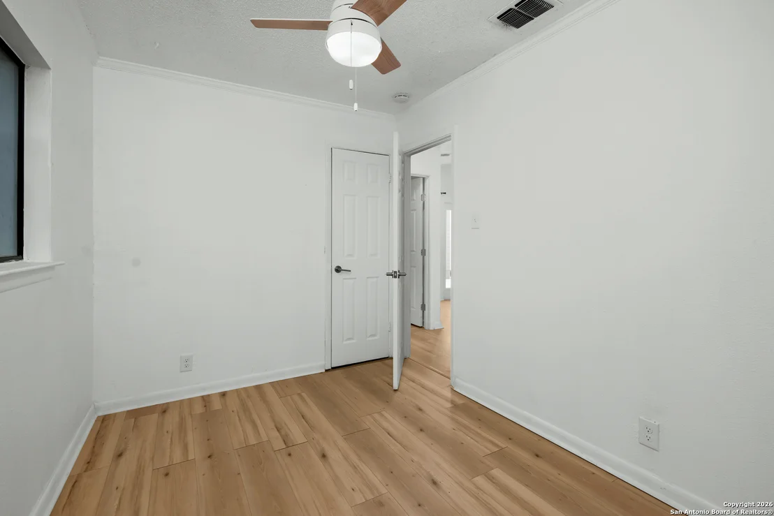 Photo of 6248 Valley Queen