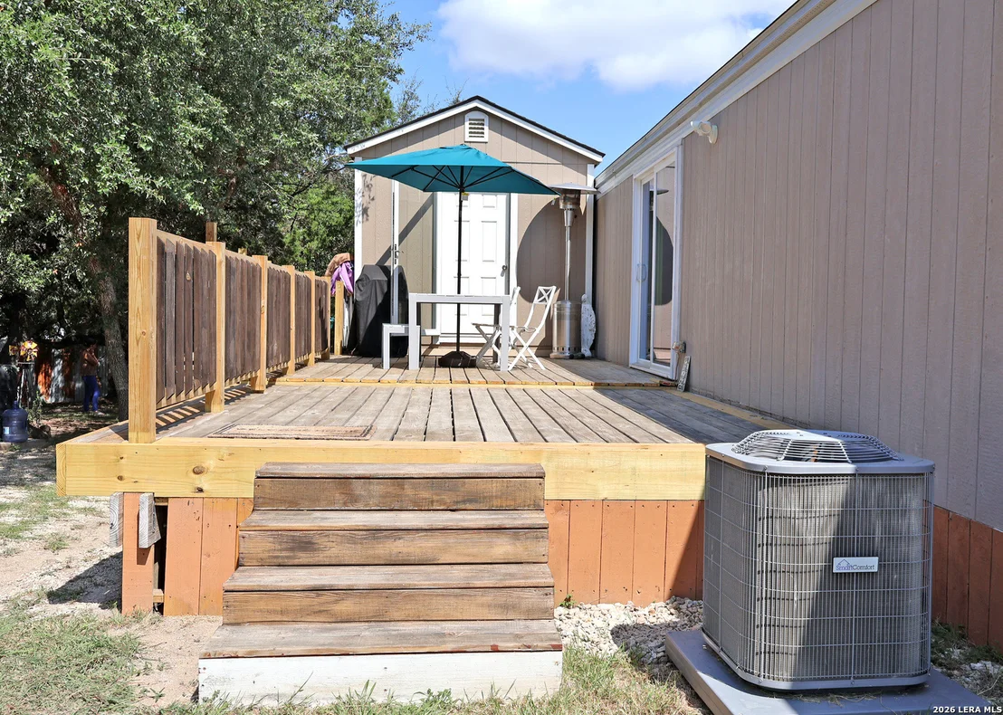 Photo of 483 WRIGHT DR