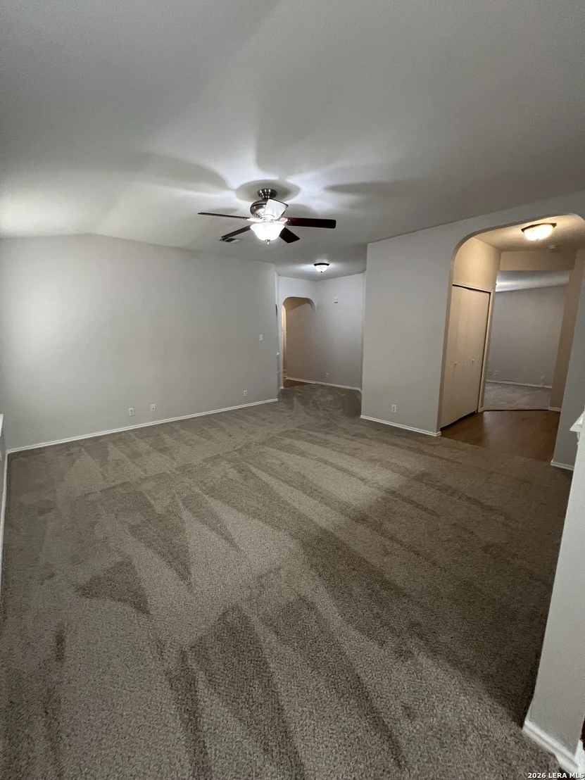 Photo of 15822 MANES GRV