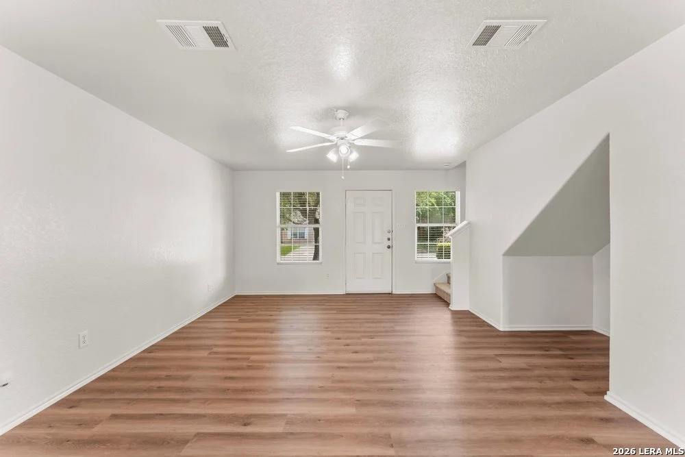 Photo of 9007 Tezel Point