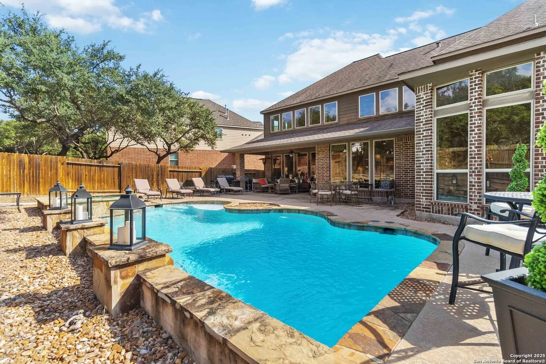 Photo of 8905 Soaring Oak