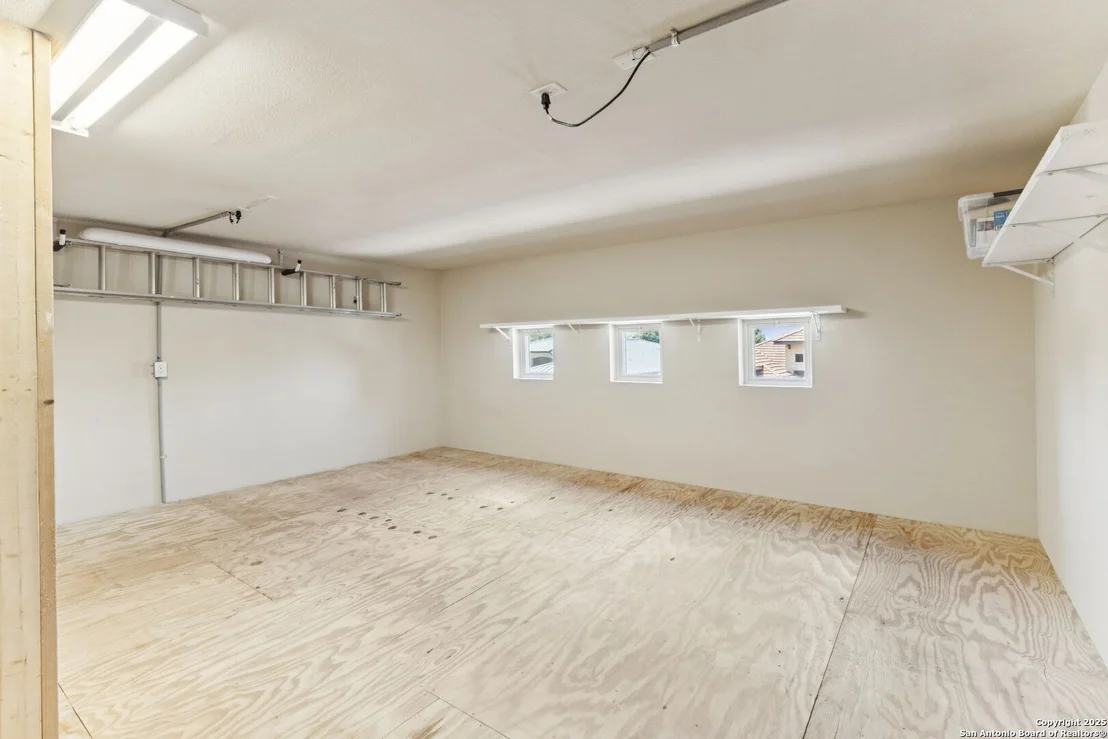 Photo of 5 Liser Glen