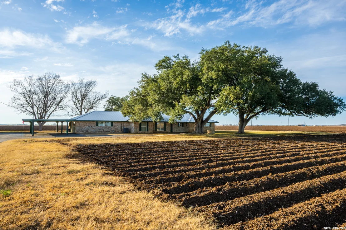 Photo of 3830 County Road 541