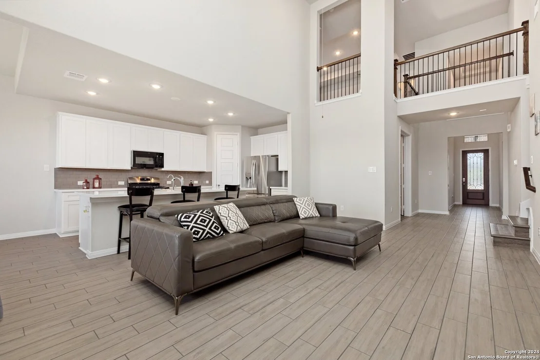 Photo of 14455 CAMPERDOWN