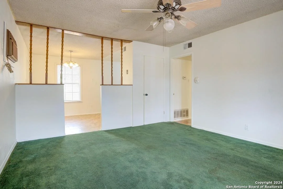 Photo of 375 Nash Blvd