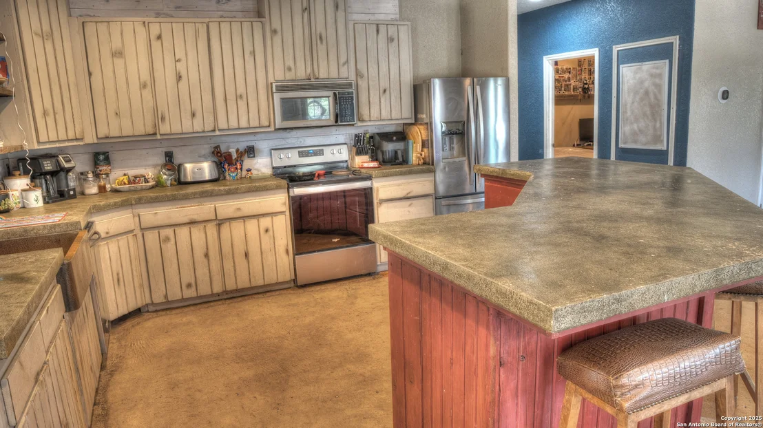 Photo of 121 David Rankin Rd