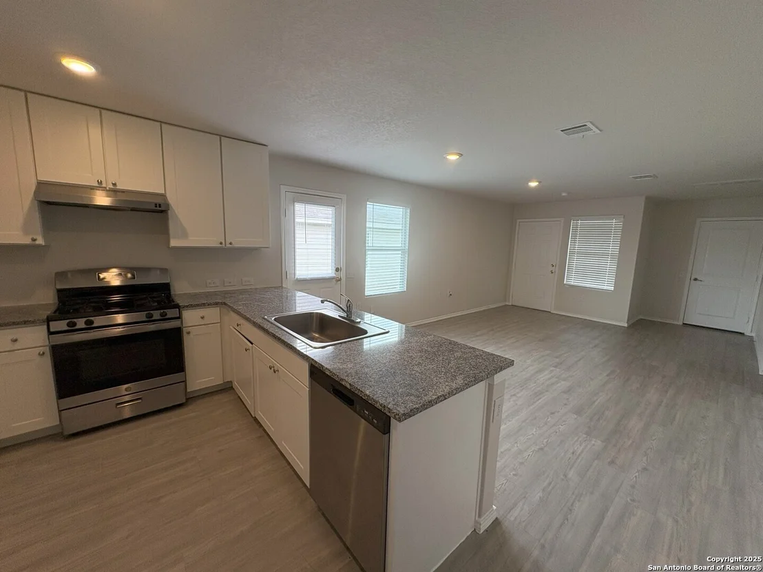 Photo of 711 Vermilion