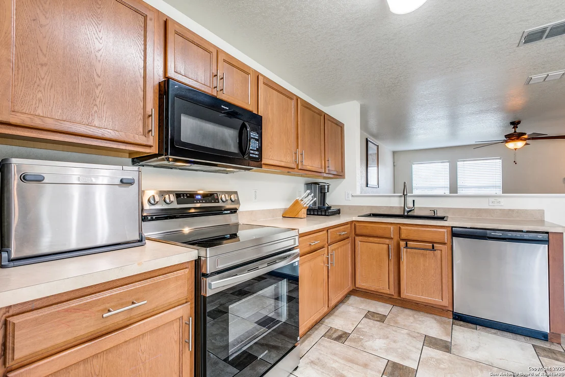 Photo of 902 Absolon Farm