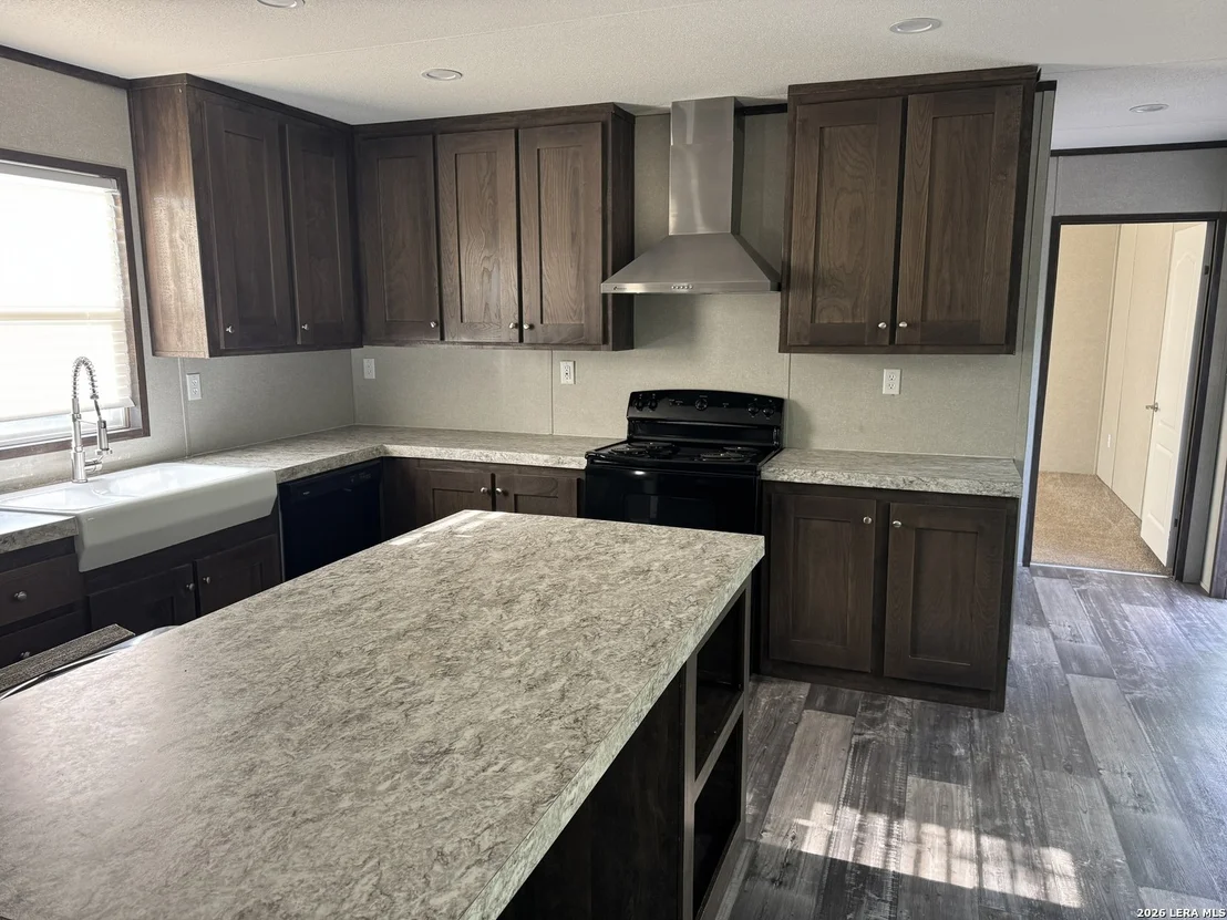 Photo of 467 DUKE RD