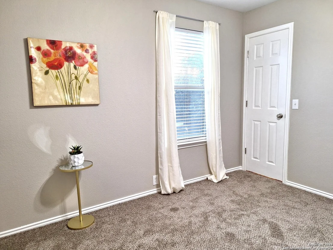 Photo of 1601 Mountain Brook