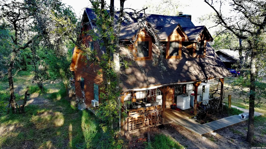 Photo of 23798 MATHIS RD