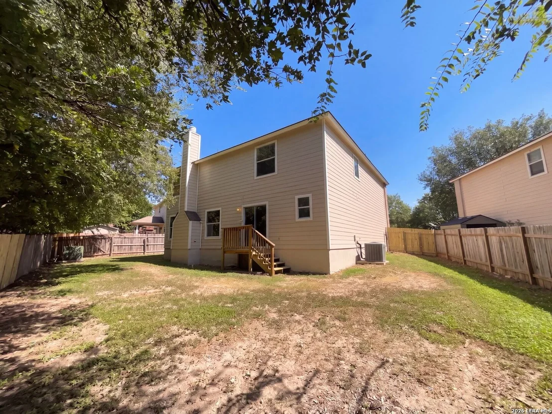 Photo of 10155 Cedarcliff
