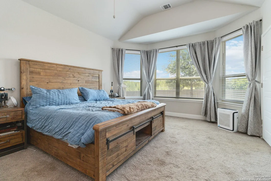 Photo of 2210 Castello