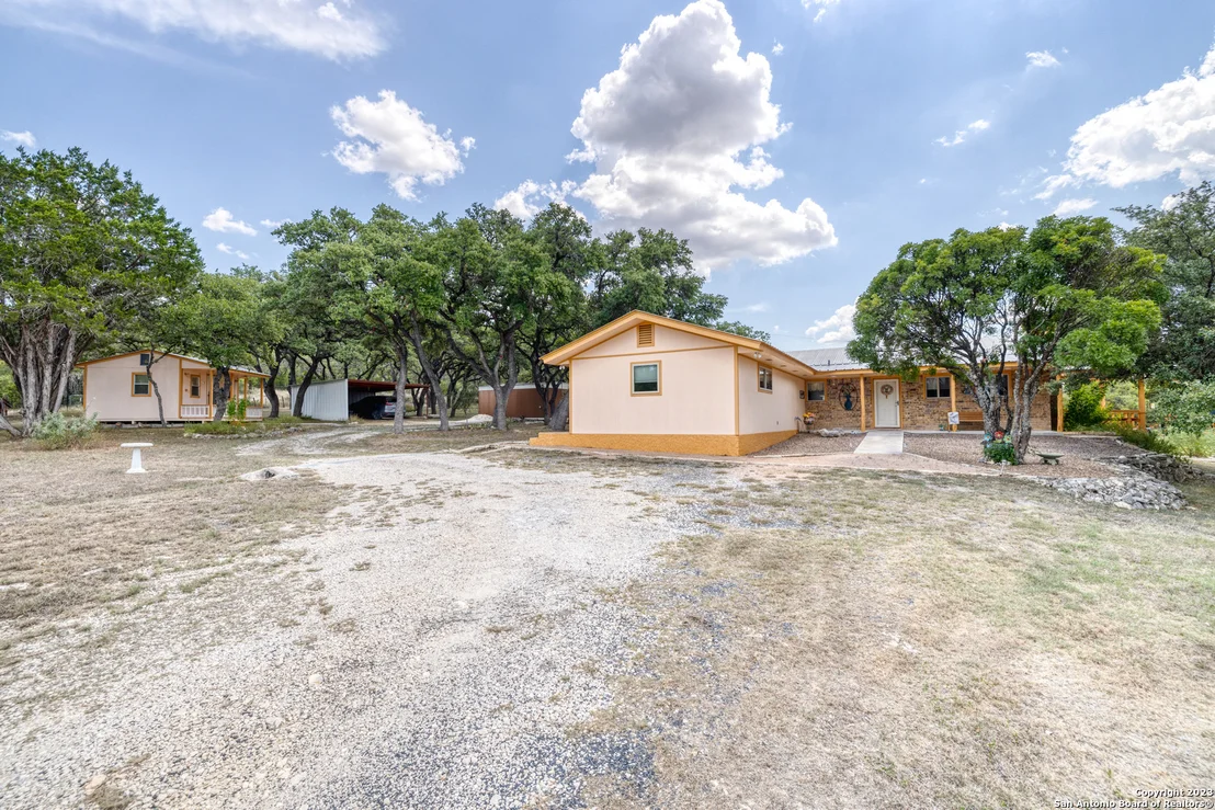 Photo of 1482 Flat Rock Circle