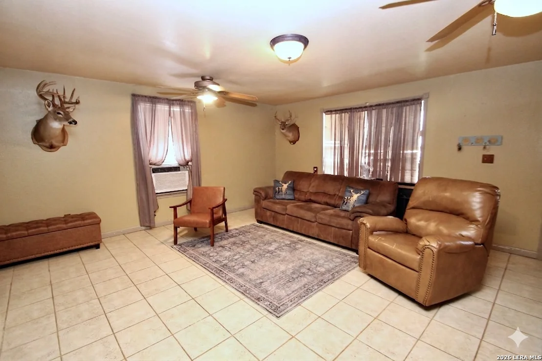 Photo of 15122 TRAWALTER RD