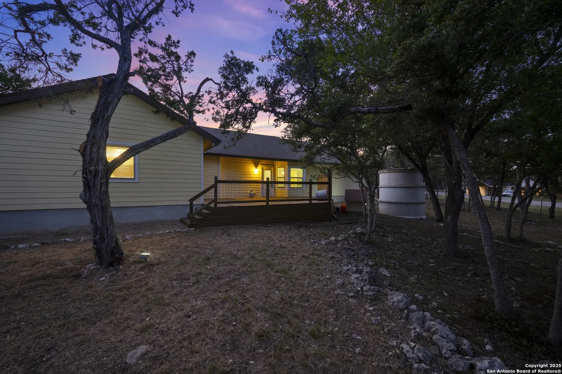 Photo of 103 Oak Forest