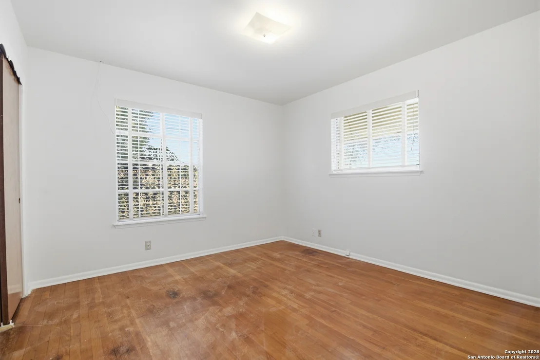 Photo of 9366 Schaefer Rd