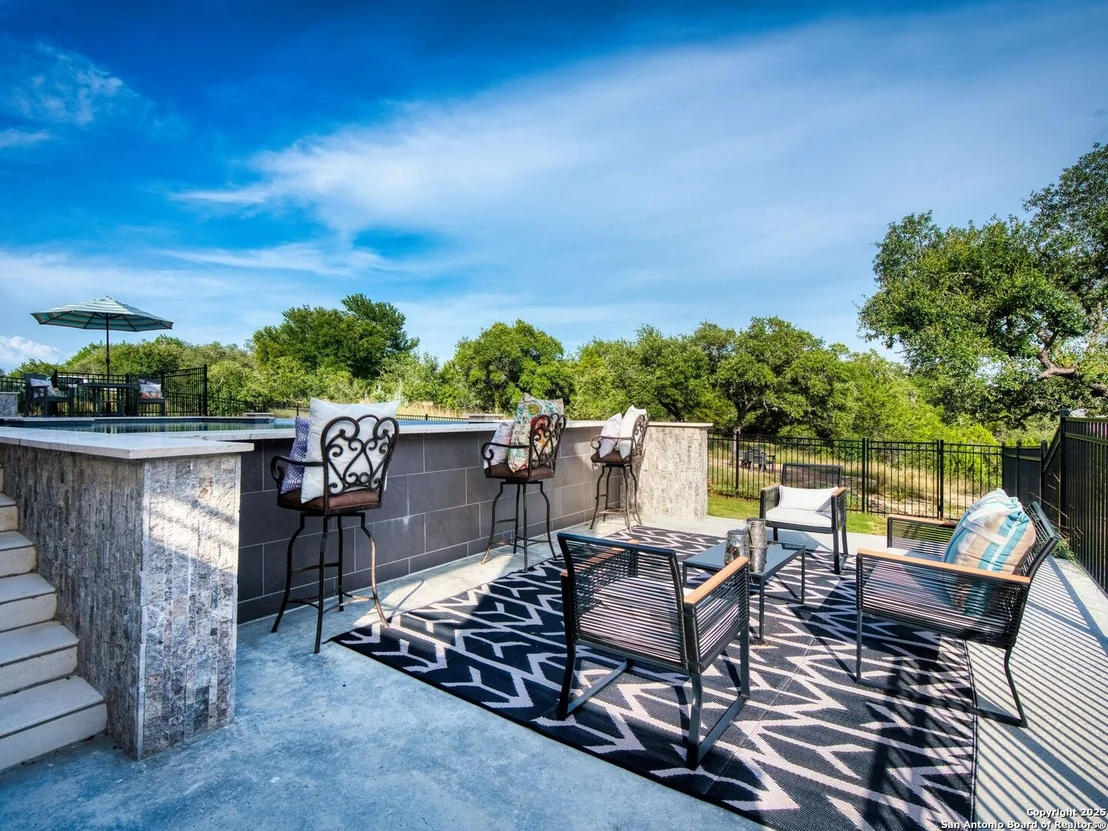 Photo of 207 River Bend