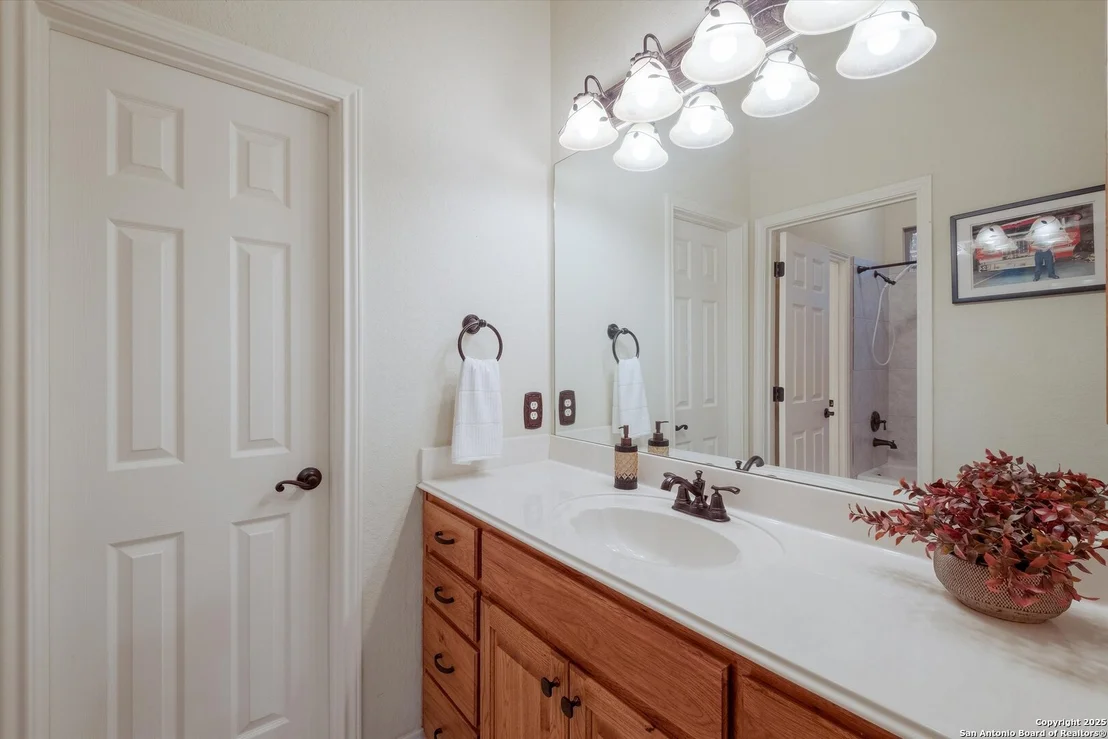 Photo of 15271 Chinquapin