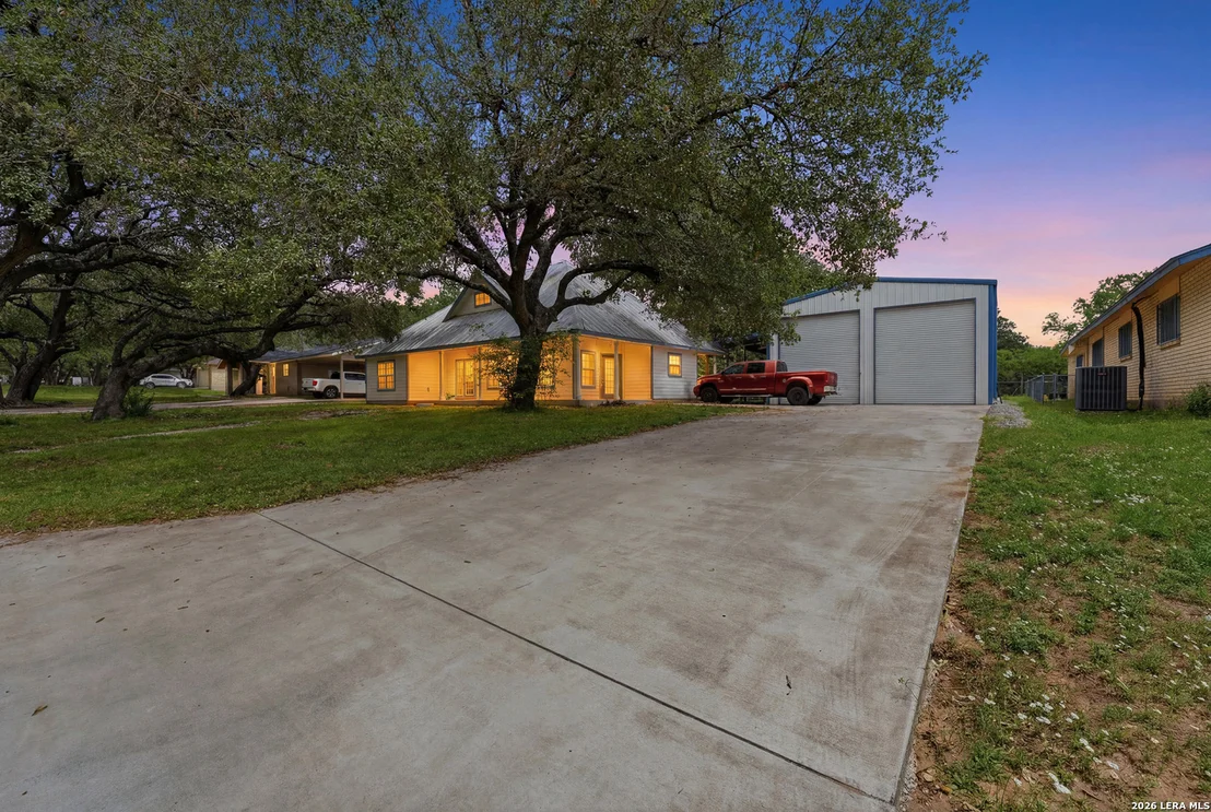 Photo of 325 Sollock