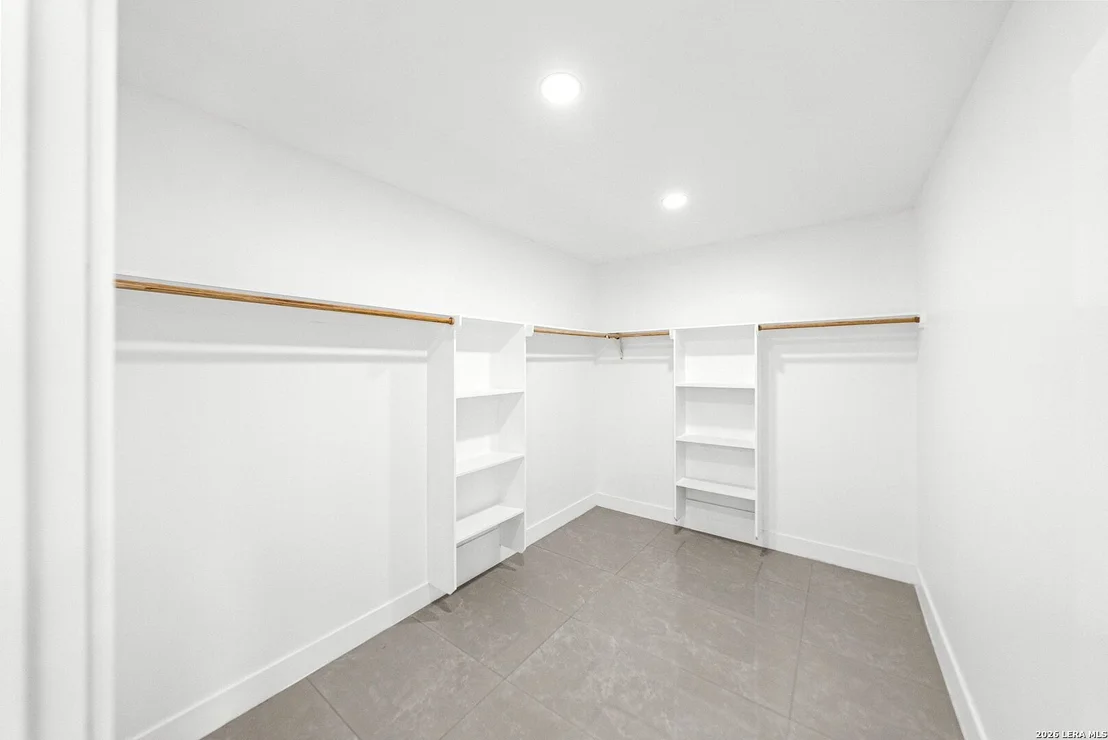 Photo of 7166 Newman Blvd