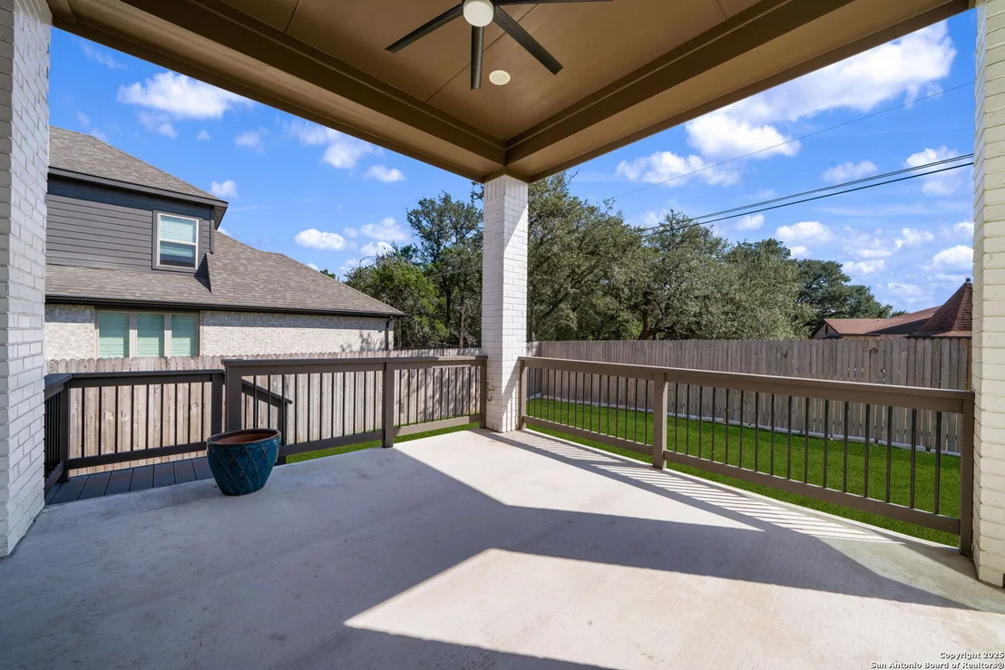 Photo of 8608 Shady Gate