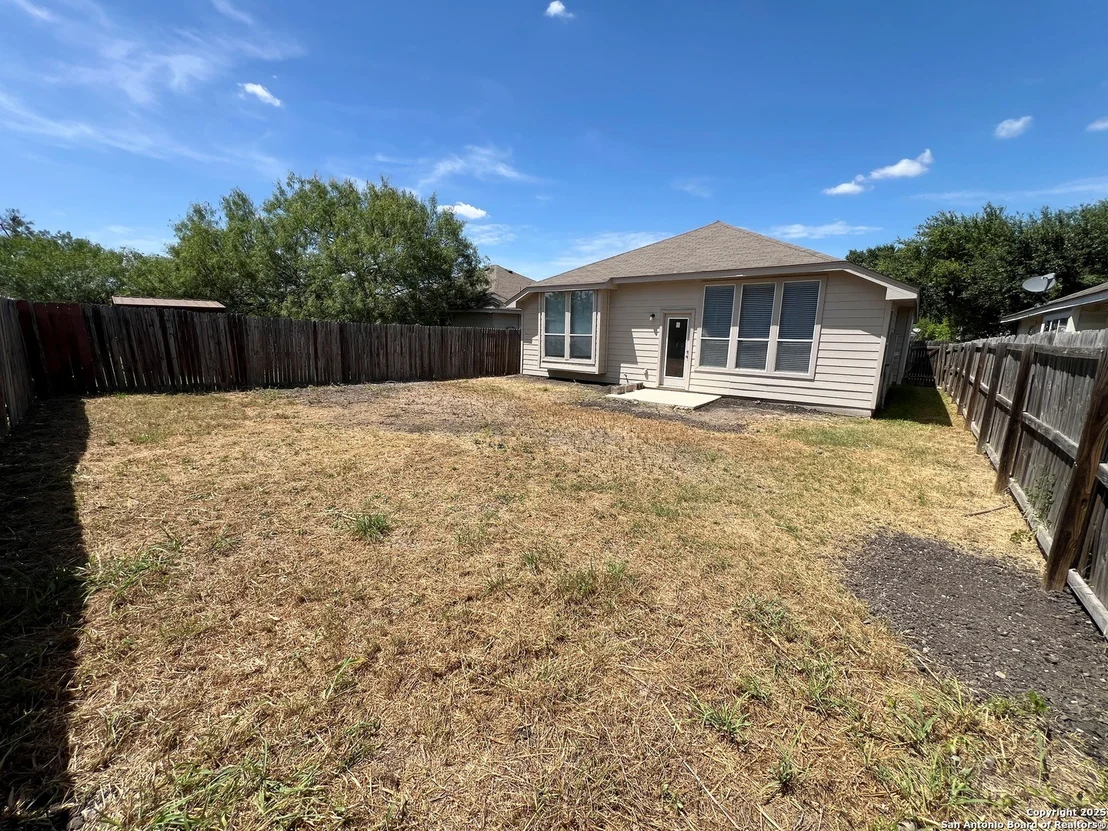 Photo of 7130 Heathers Place