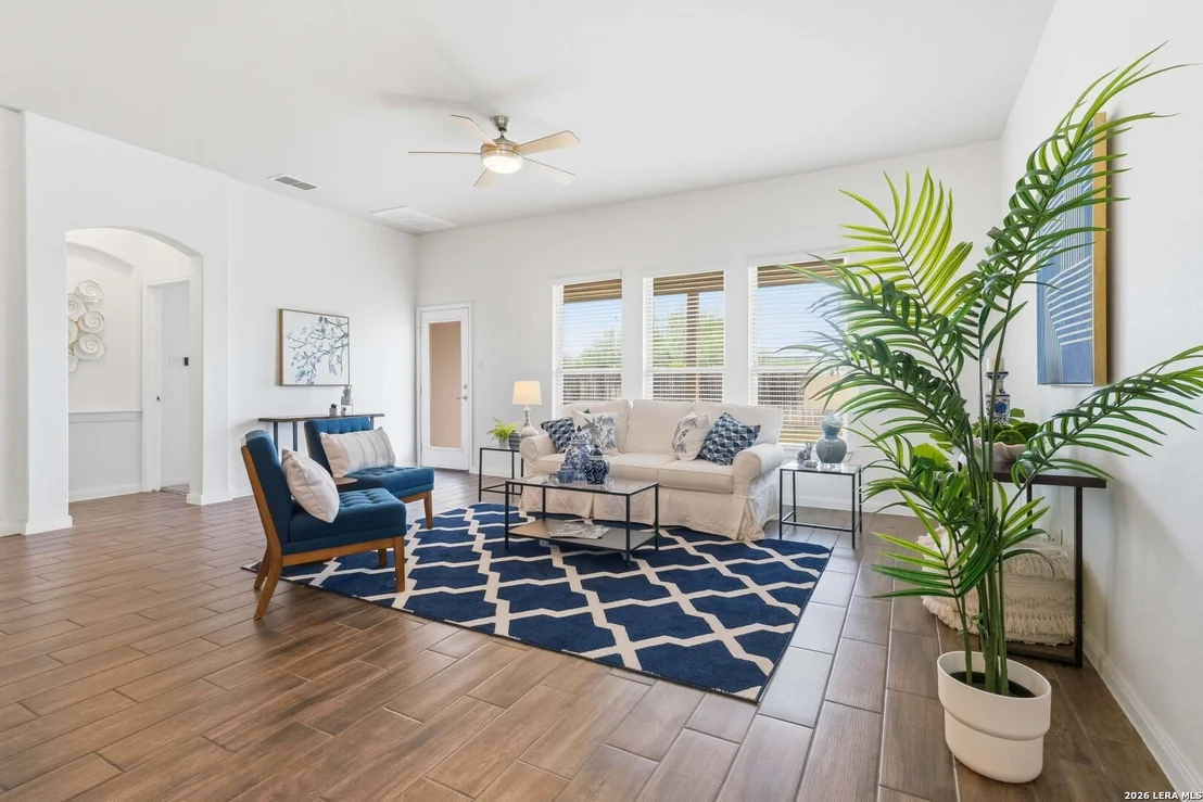 Photo of 5630 Meadow Sky