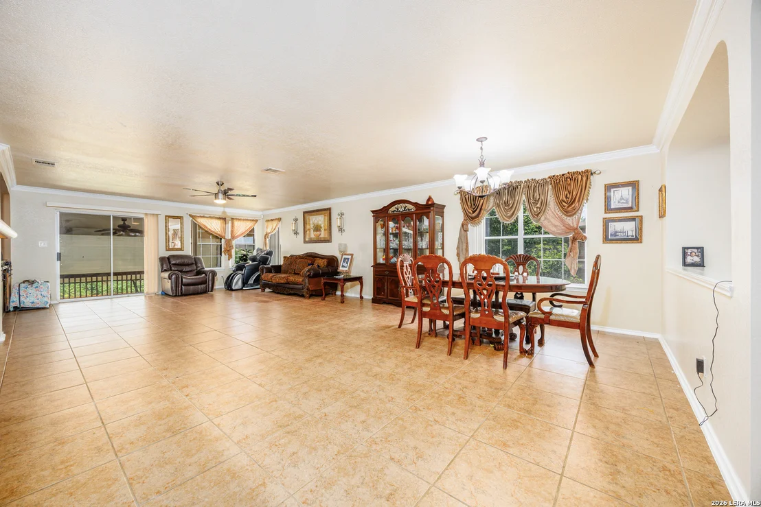Photo of 1302 SUN GDN