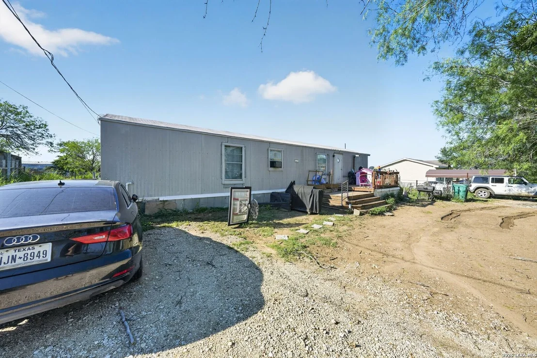 Photo of 408 HICKORY ST