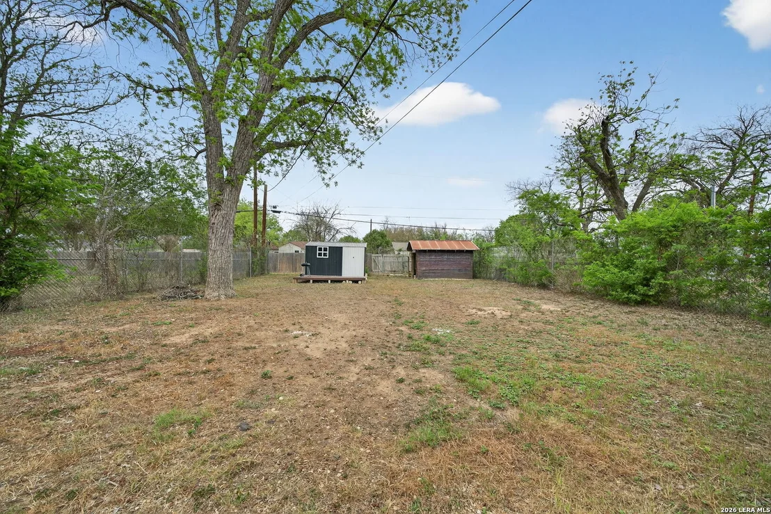 Photo of 303 Winburn Ave