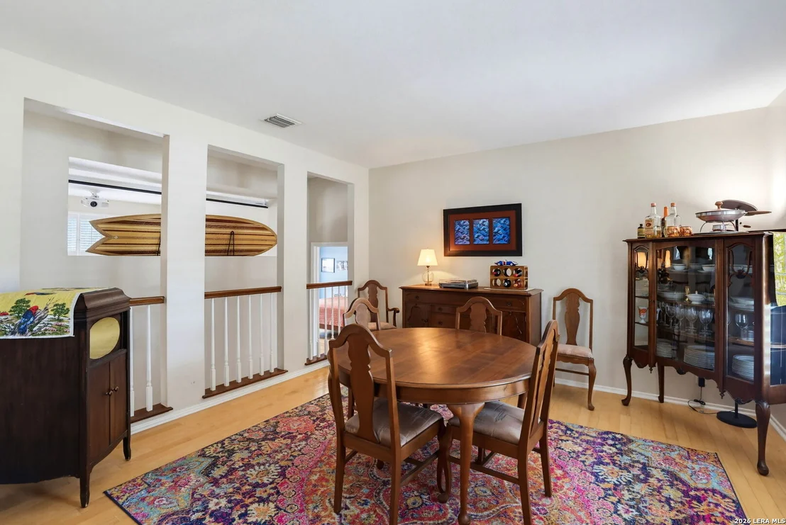 Photo of 15906 MISSION RDG