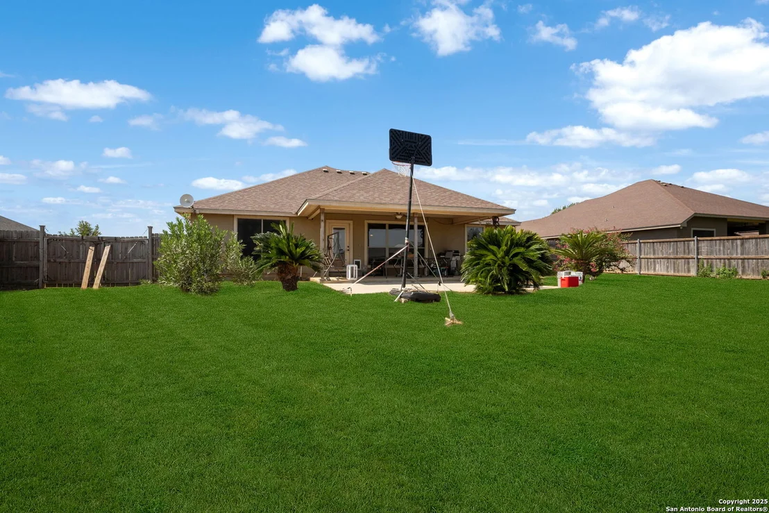 Photo of 1666 Vista View