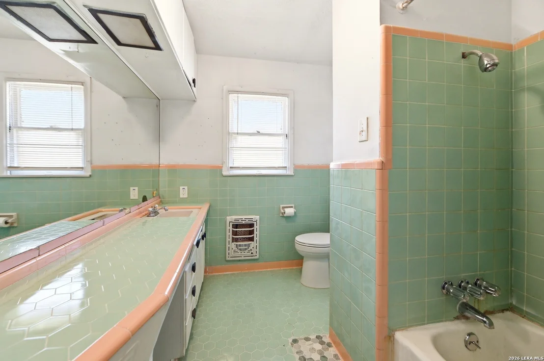 Photo of 219 Sunnycrest