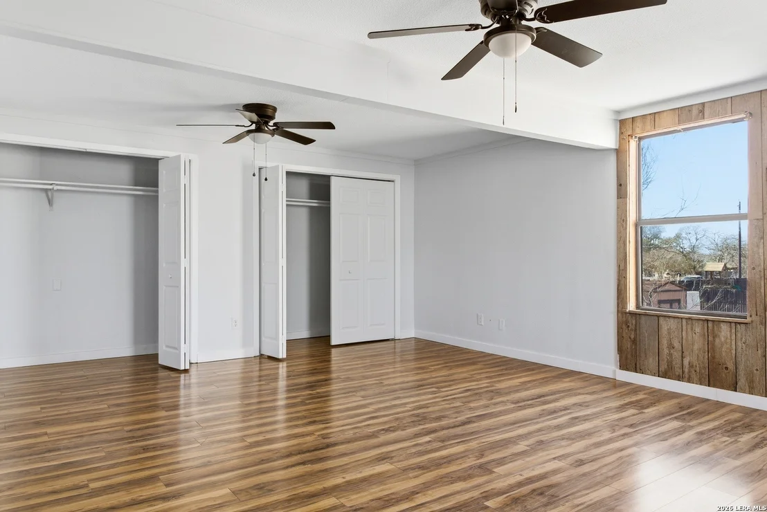 Photo of 910 Cypress