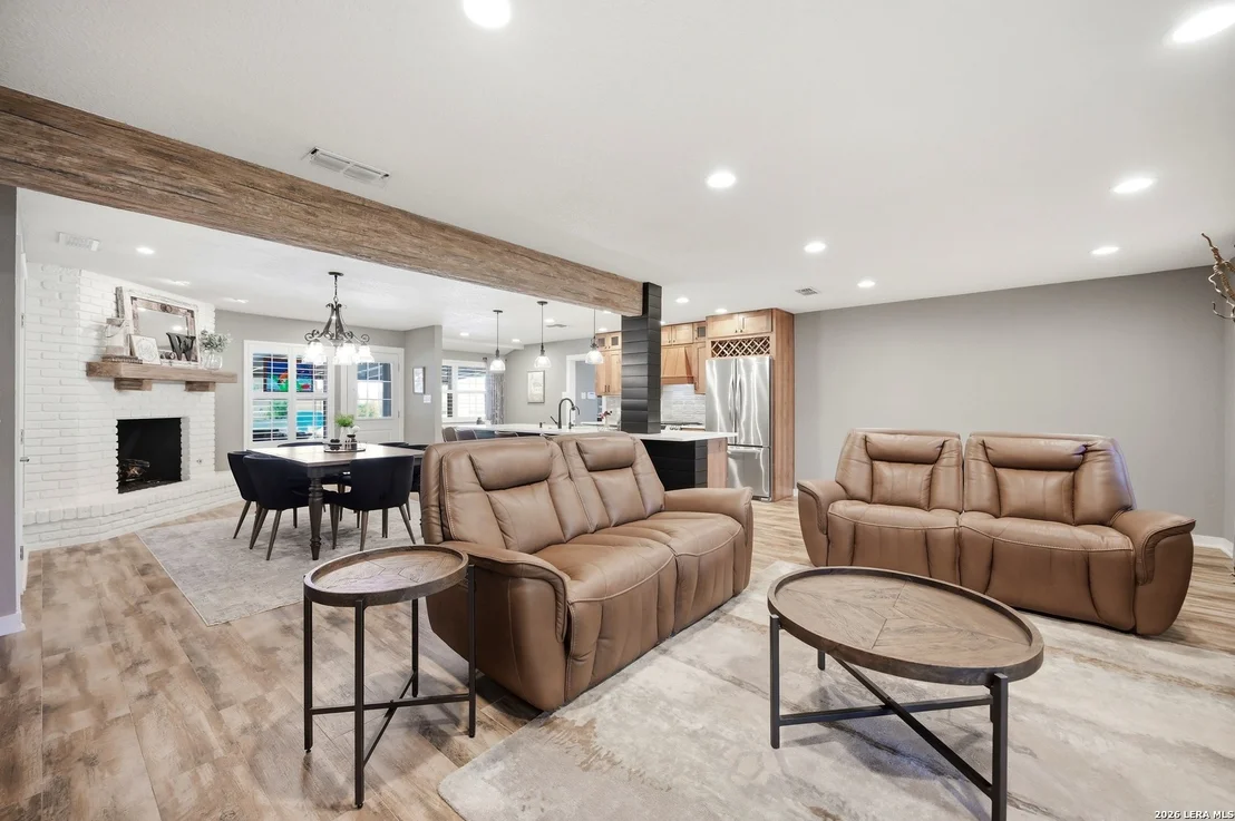 Photo of 106 Barcelona Drive
