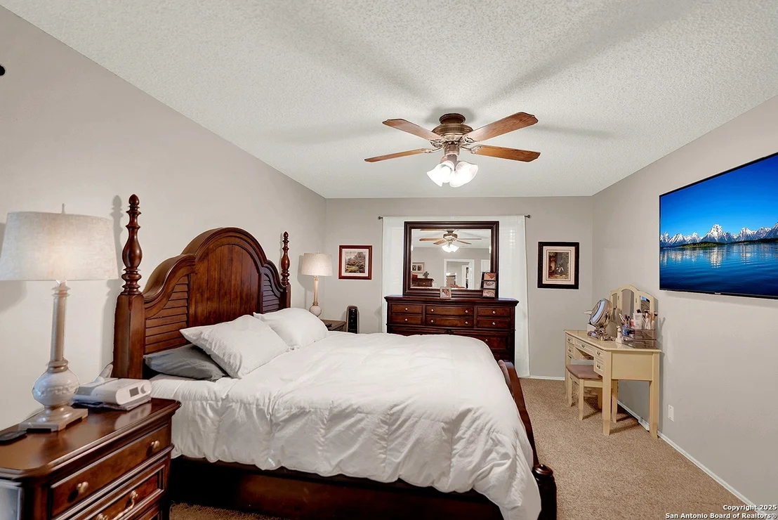 Photo of 121 SPYGLASS